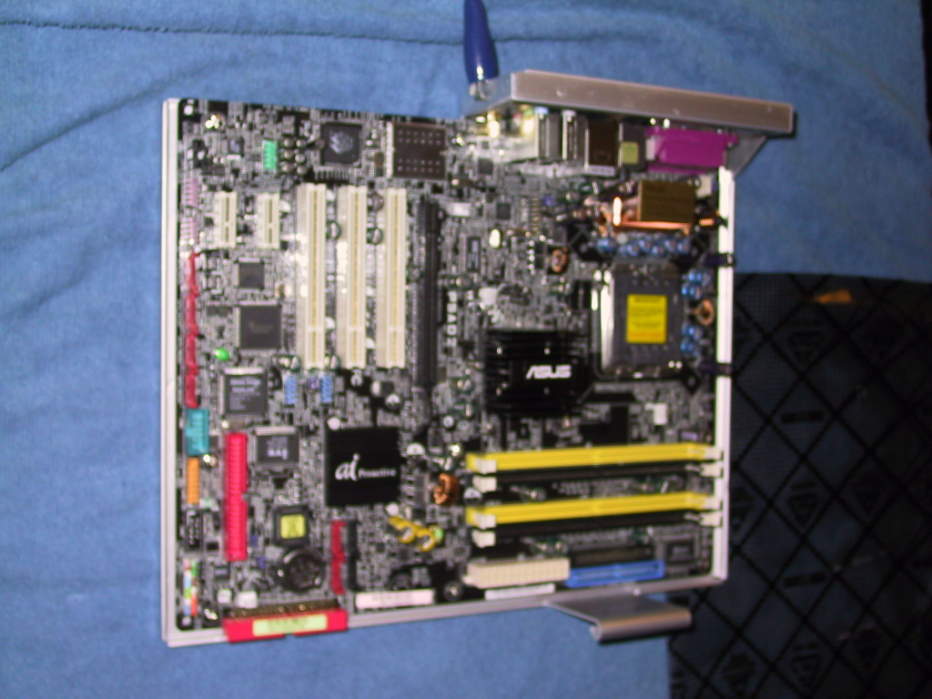 Intel Pentium 4 PC Motherboard