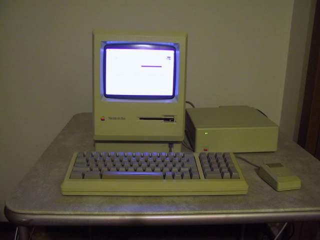 MAC Plus with external hard drive